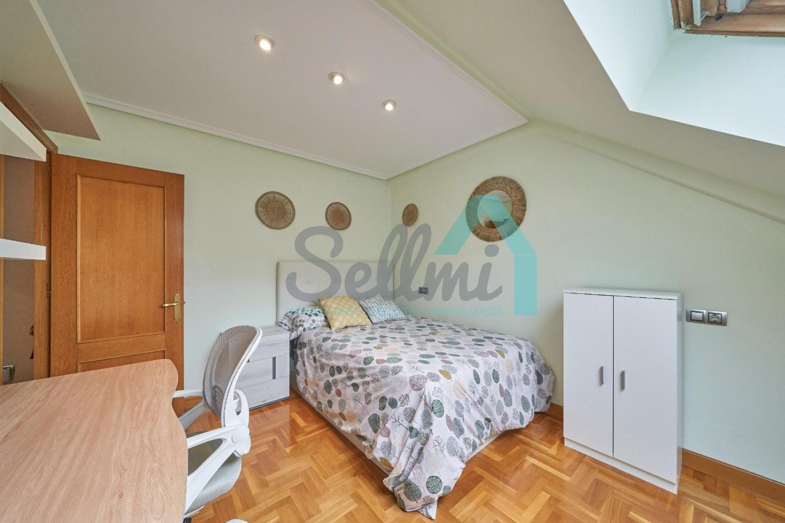 Apartamento Atico Salesas Oviedo Exterior foto